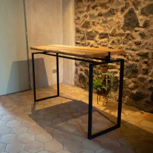 Tavolo alto